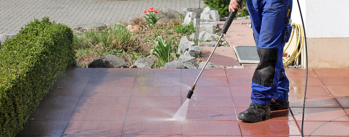Pressure Washer Rental Chicago IL: When Renting Beats Buying